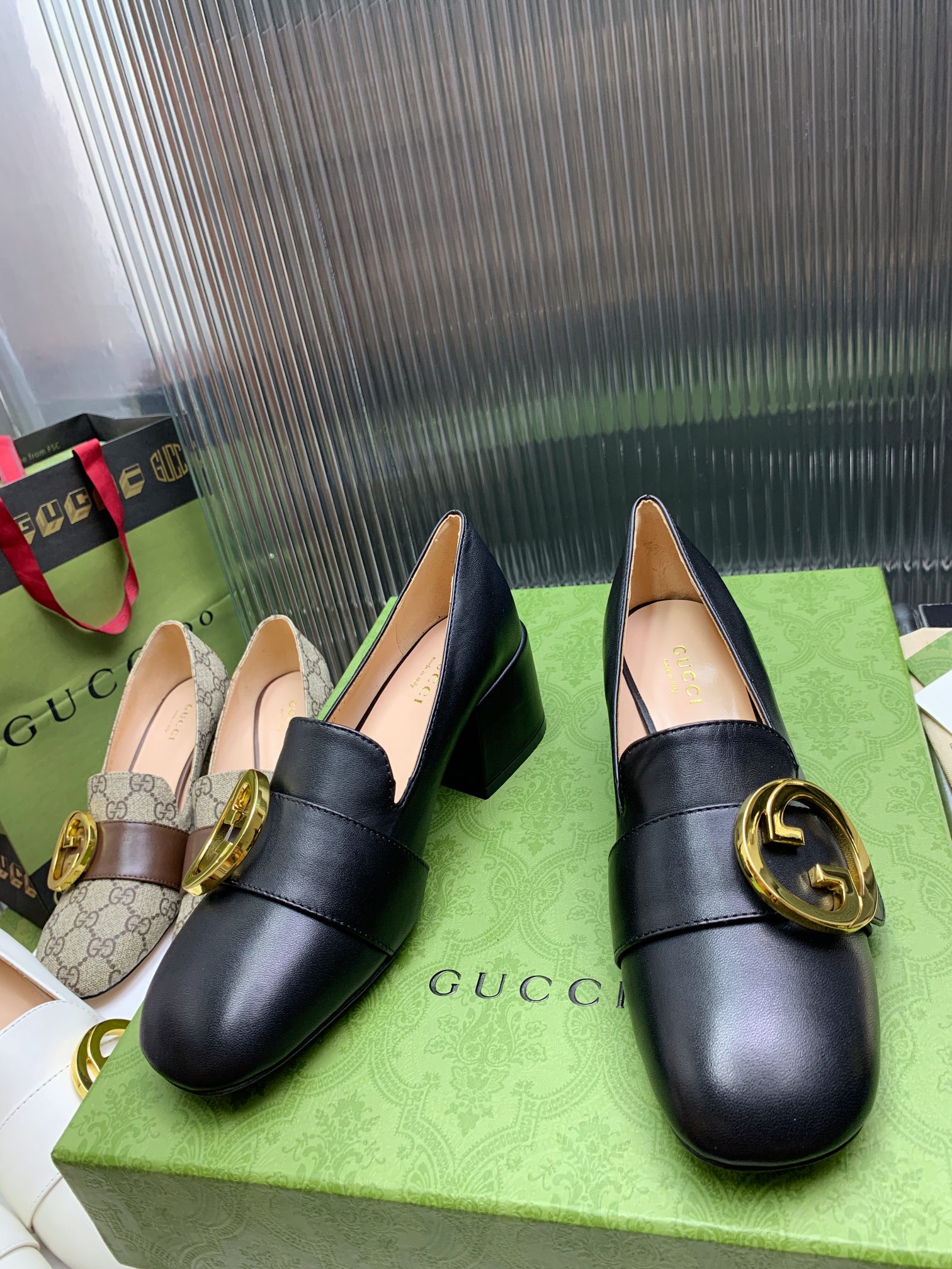 [TOP] GUCCI Double G Buckle Chunky Heel