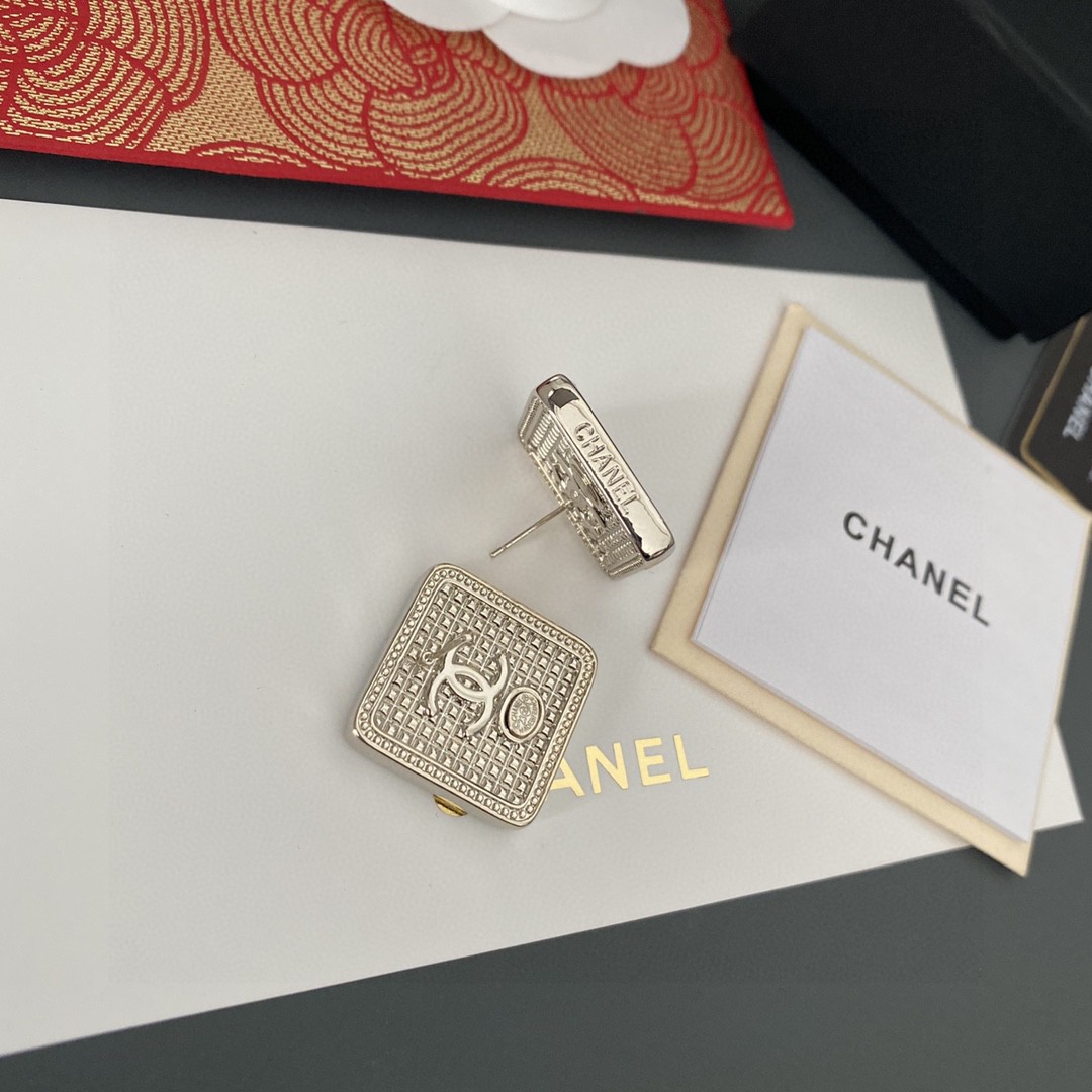 [TOP] CHANEL Double C Square Earrings
