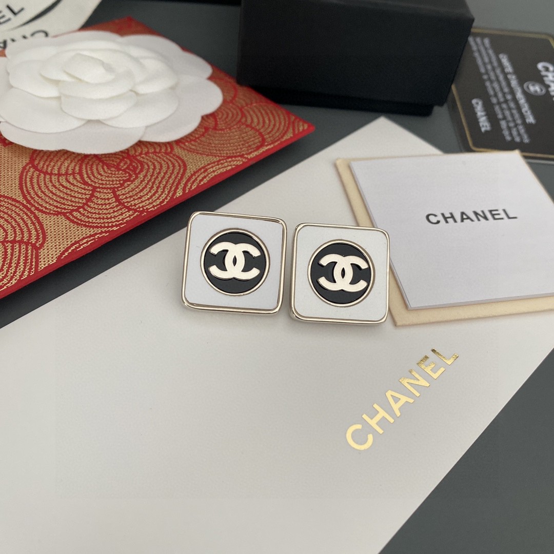 [TOP] CHANEL Double C Square Earrings