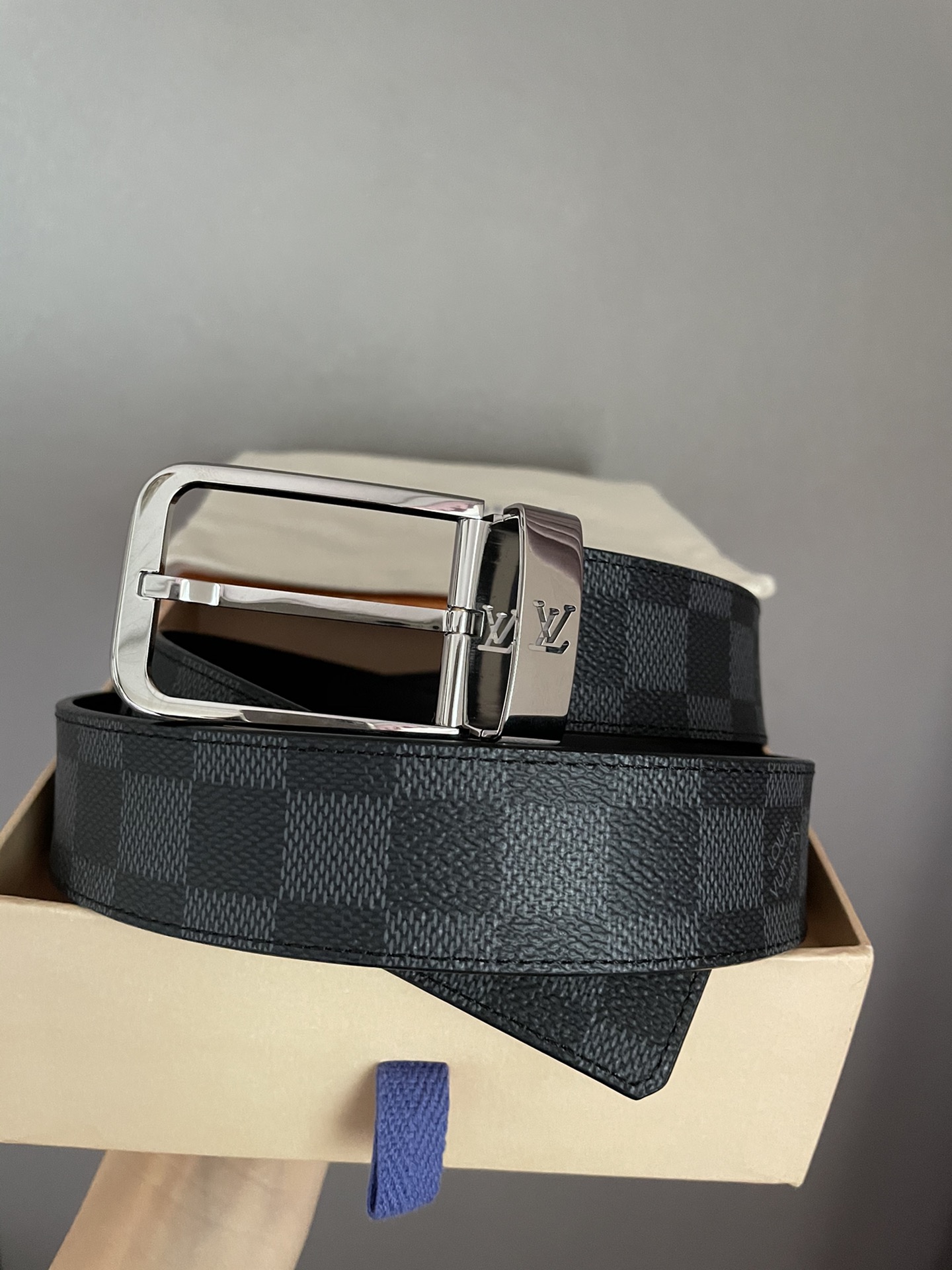 [TOP] Louis Vuitton LV LV Men's Belt Initials Damier Graphite - Black