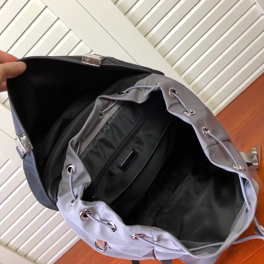 [TOP] PRADA  Men's Backpack- 2 Color