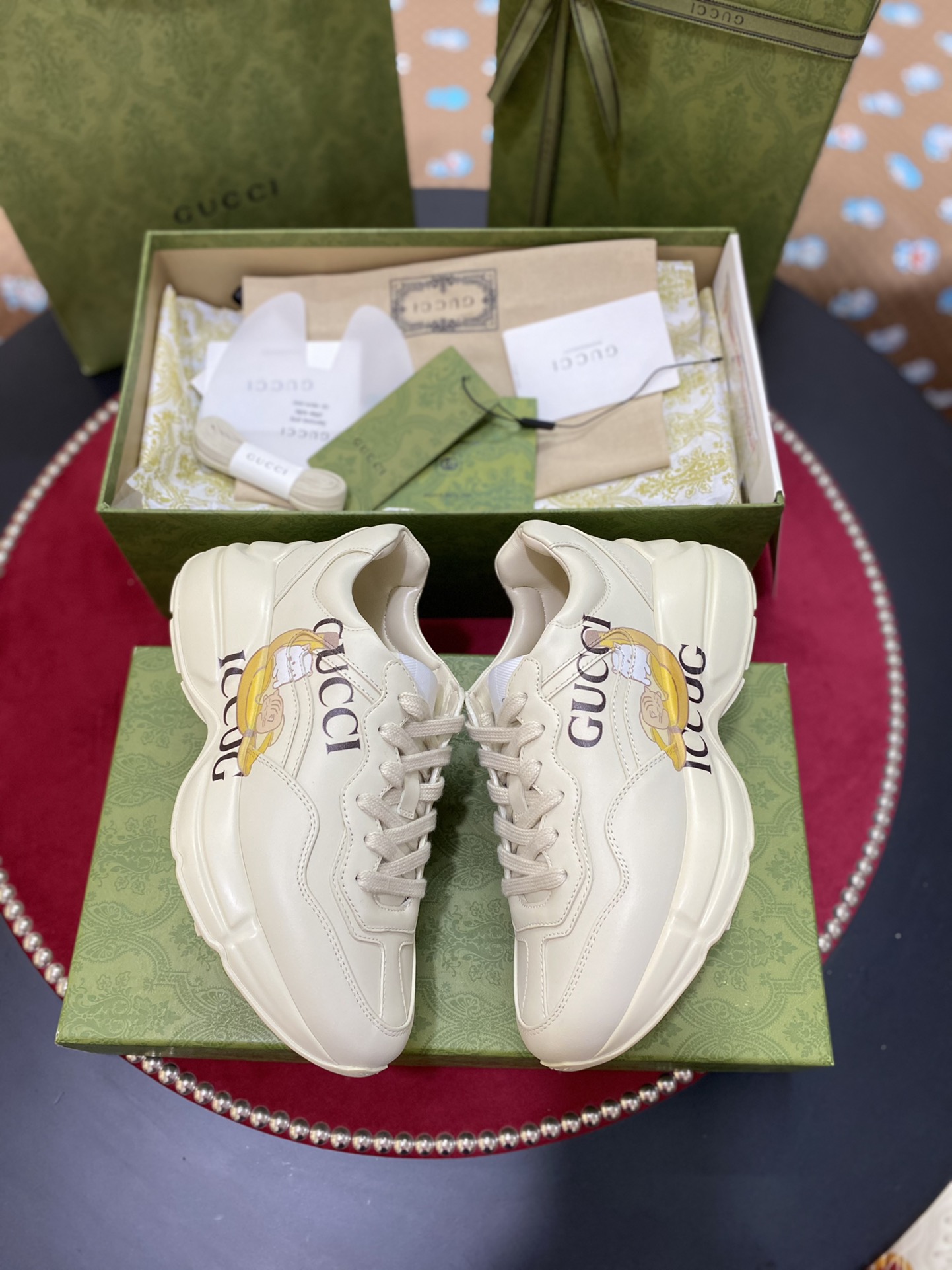 [TOP] GUCCI RHYTON WITH BANANA PRINT SNEAKER