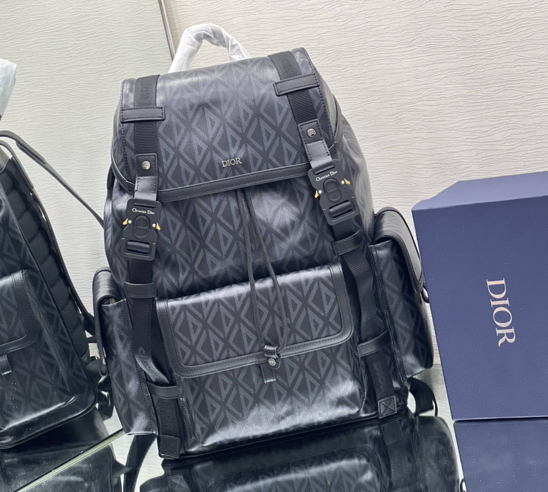 [Top] Christian Dior Hit the Road Men's Backpack - 2 Color