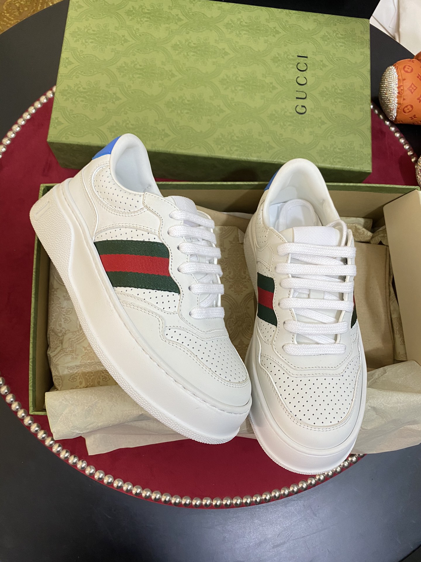 [TOP] GUCCI Double G Embossed Leather Rubber Platform Sneakers - White