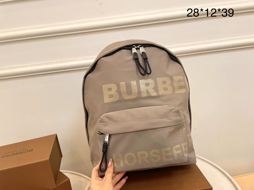 [TOP] BURBERRY Men's Backpack - 2 Color