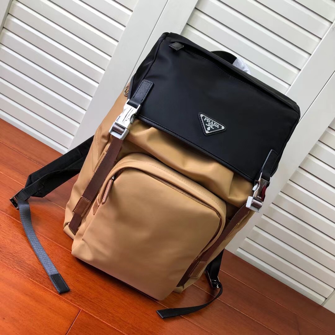 [TOP] PRADA  Men's Backpack- 2 Color