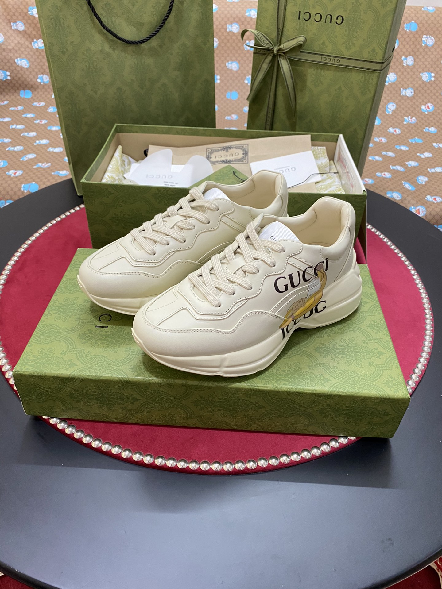 [TOP] GUCCI RHYTON WITH BANANA PRINT SNEAKER