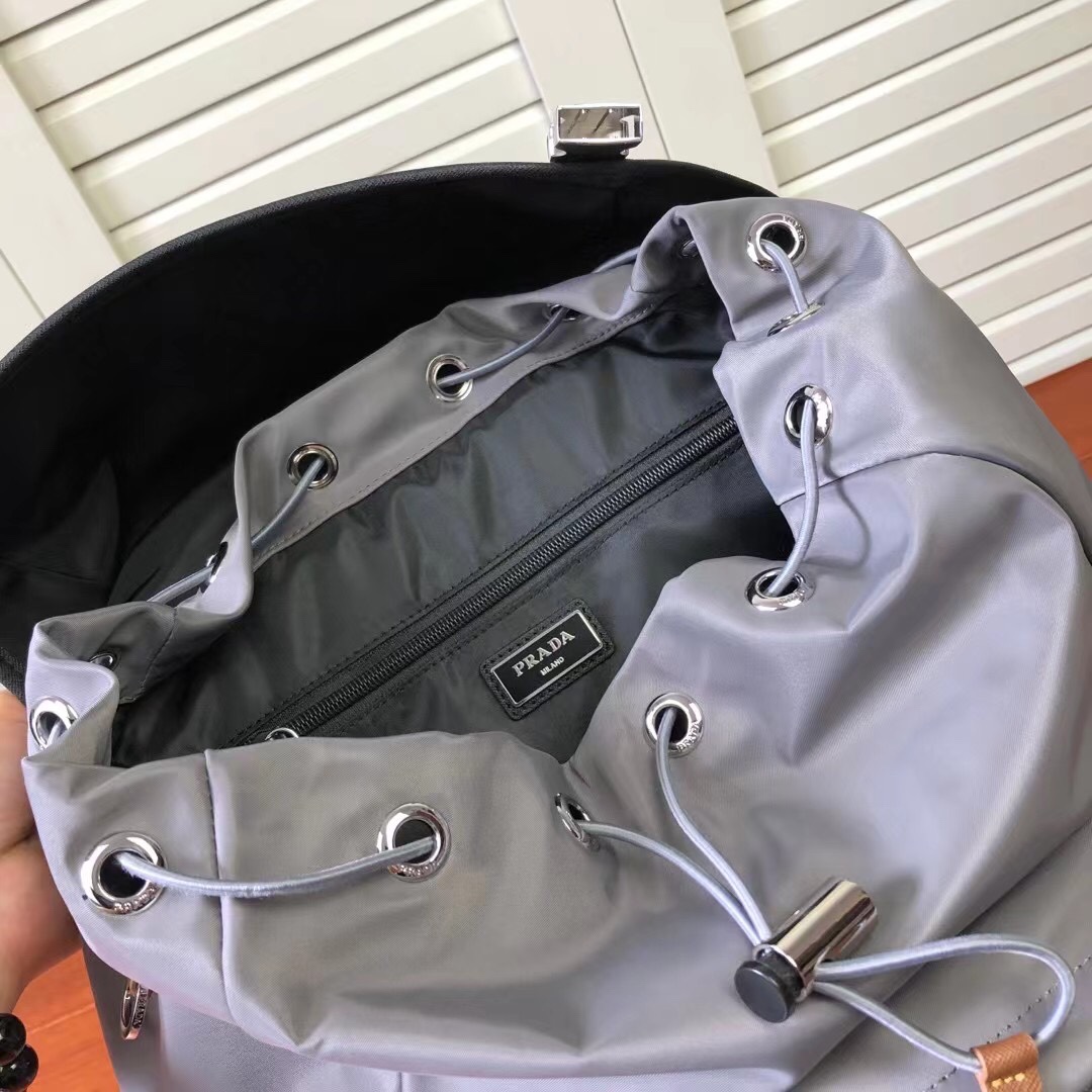 [TOP] PRADA  Men's Backpack- 2 Color