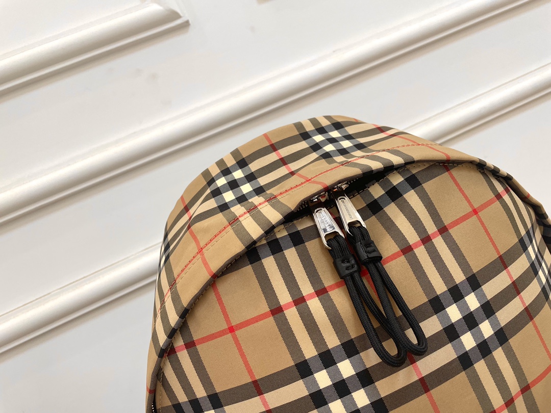 [TOP] BURBERRY Men's Backpack - Brown