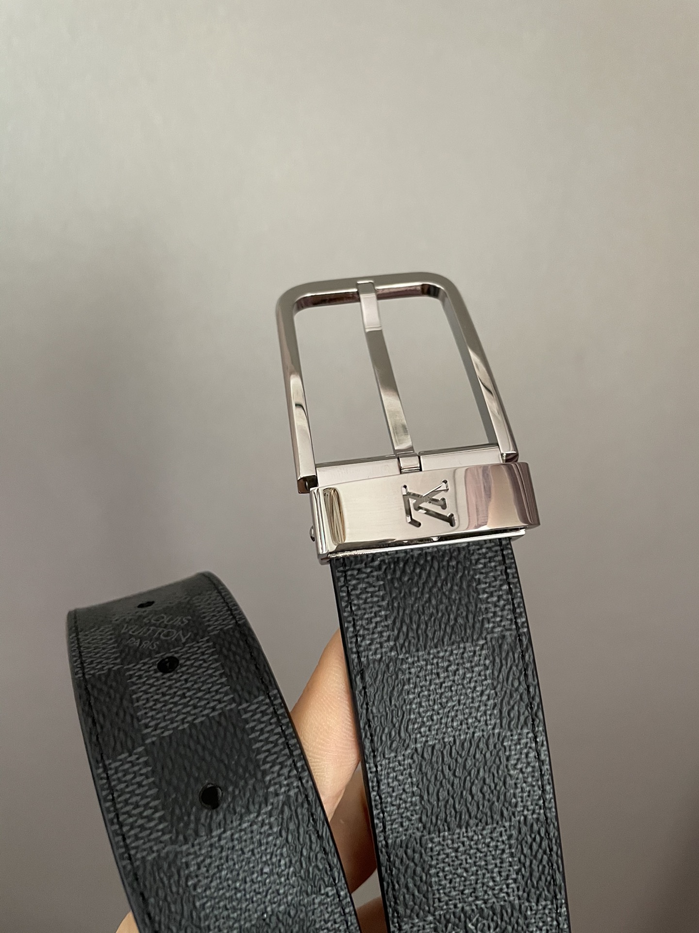 [TOP] Louis Vuitton LV LV Men's Belt Initials Damier Graphite - Black