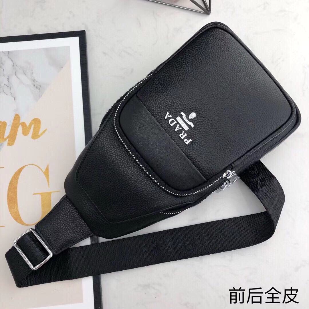 [TOP] PRADA Men's Backpack- Black