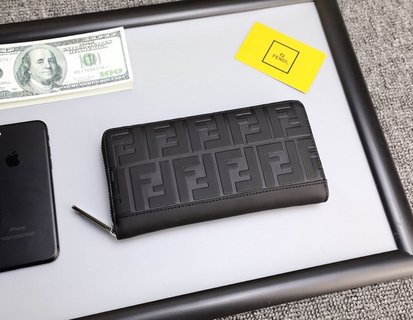 [TOP] FENDI Men's Leather Wallet