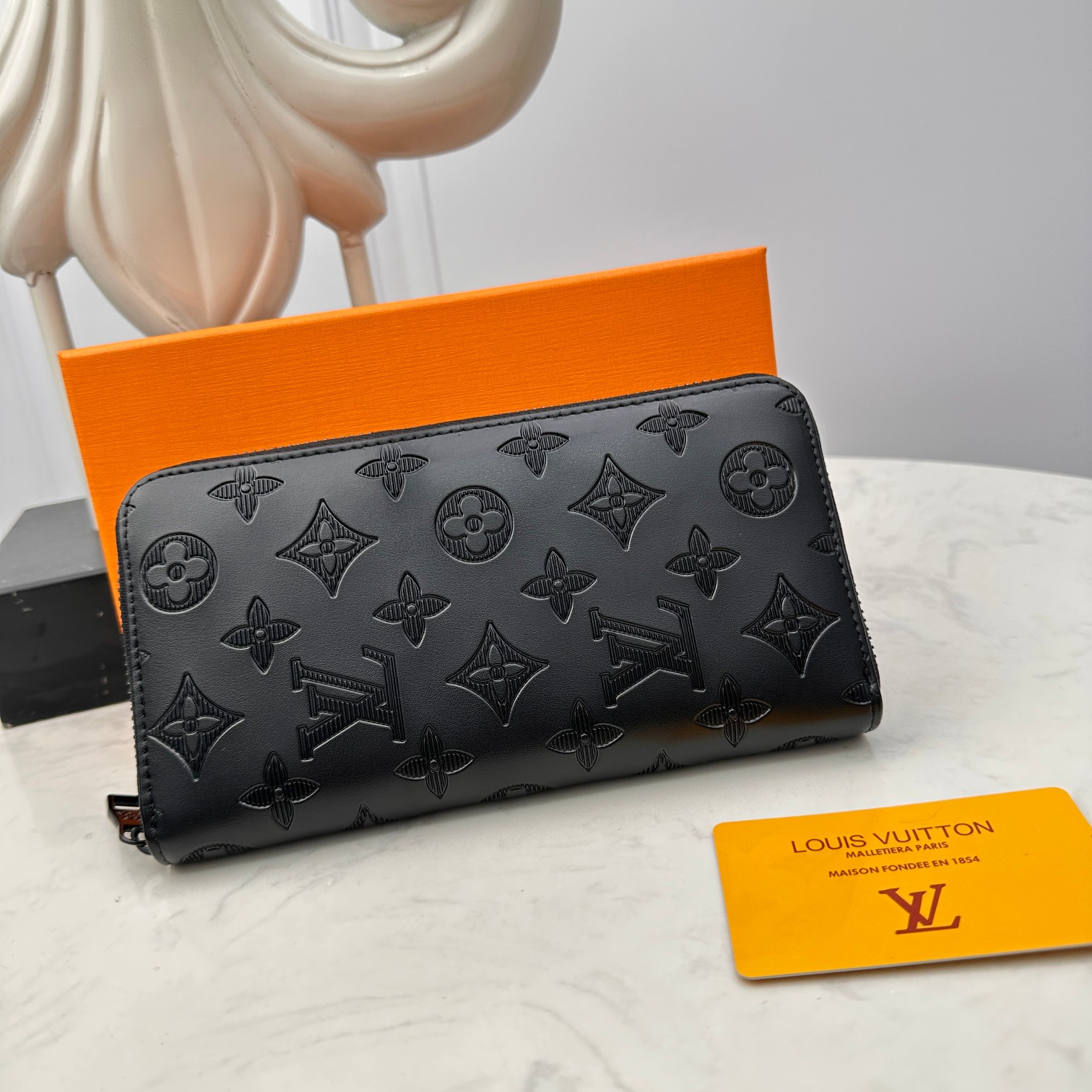 [TOP] Louis Vuitton LV LV Men's Cowhide Wallet - Black