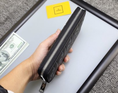 [TOP] FENDI Men's Leather Wallet