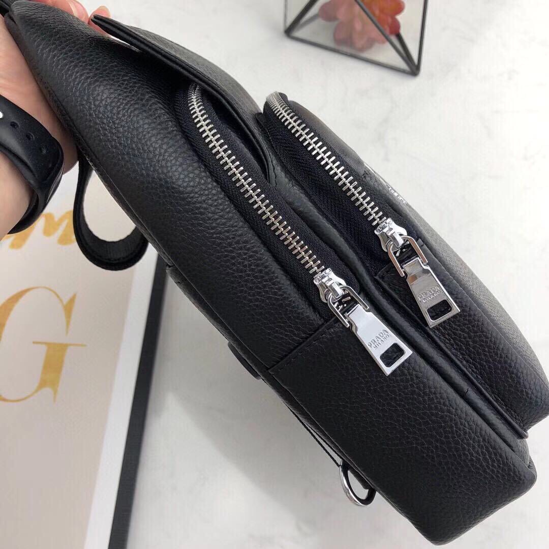 [TOP] PRADA Men's Backpack- Black