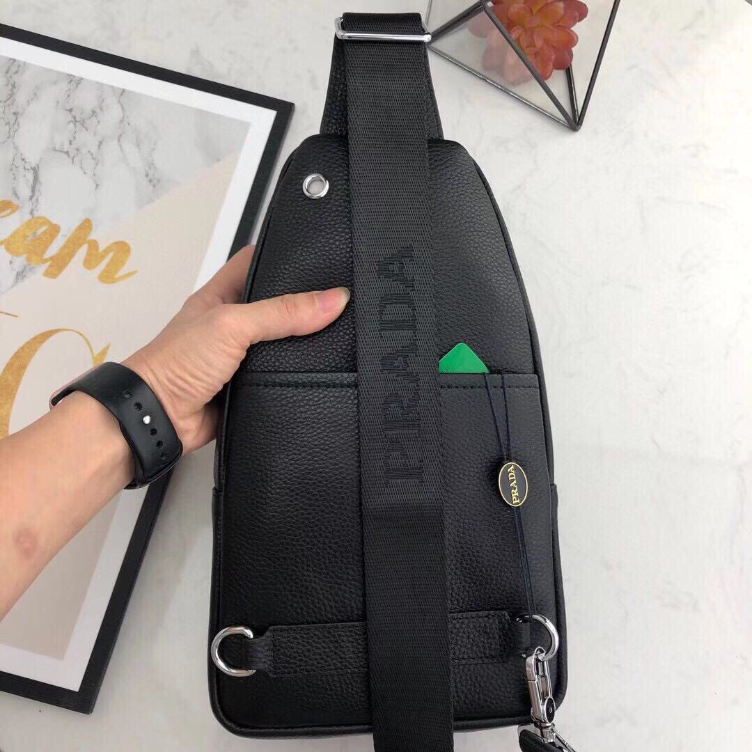 [TOP] PRADA Men's Backpack- Black