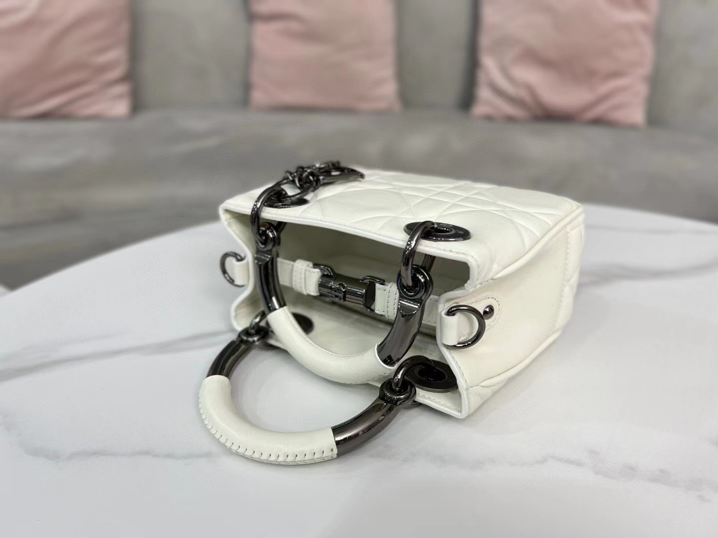 [TOP] Christian Dior Lady Christian Dior HandBag Medium 25.18.11cm - White -  Christian Dior