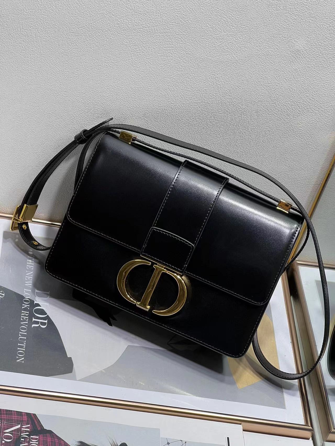 [Top] Christian Dior Small 30 Montaigne Bag 21 x 13.5 x 7 cm - Black