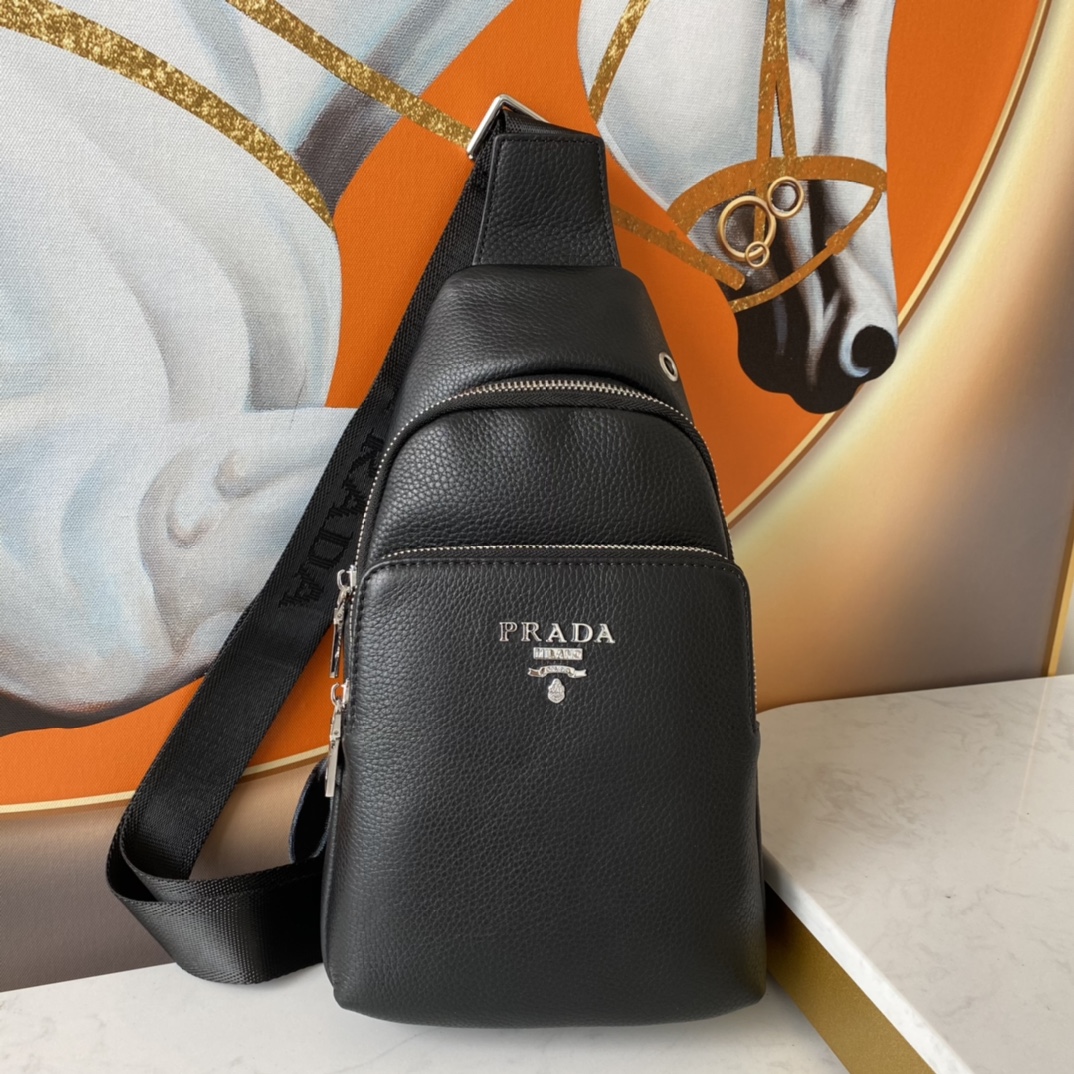[TOP] PRADA Men's Backpack- Black