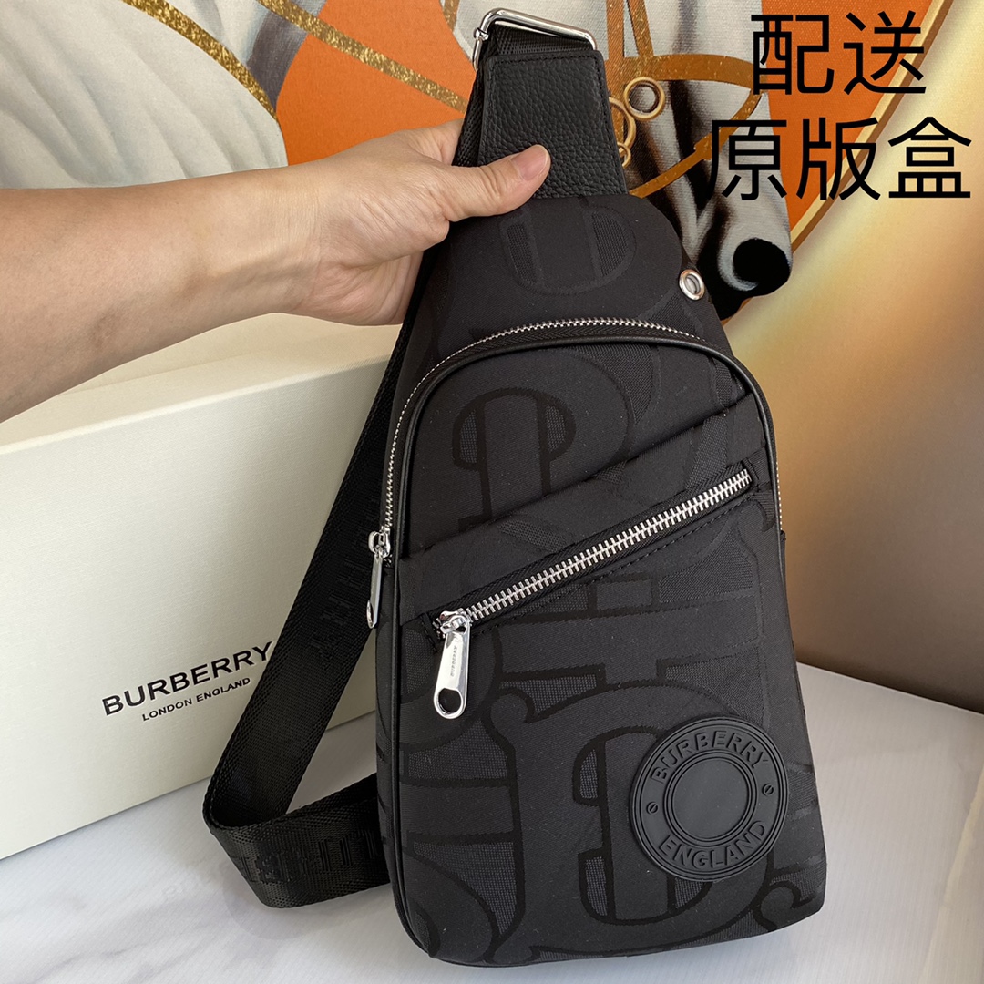 [TOP] BURBERRY Men's Backpack - Black