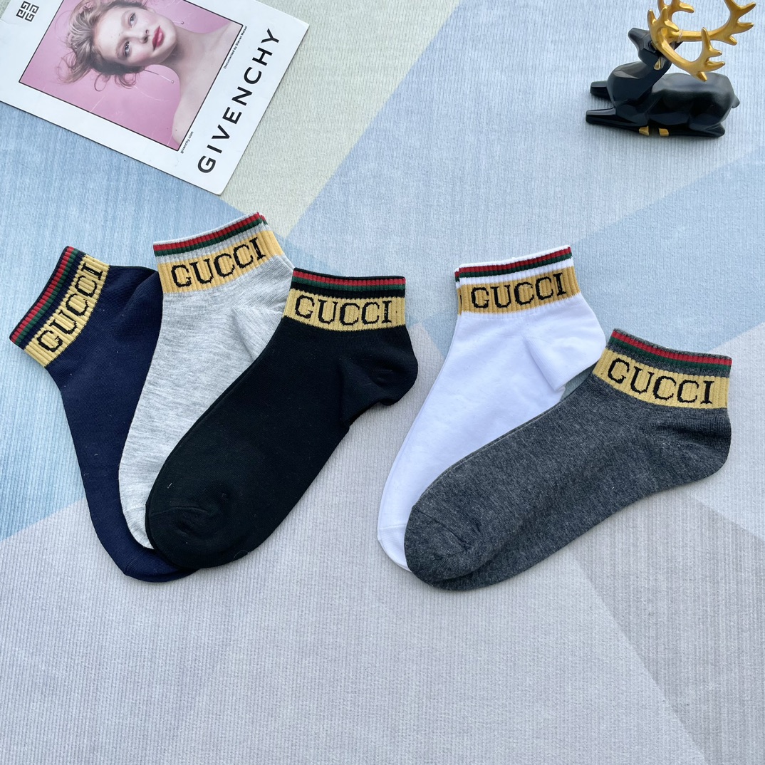 [TOP] GUCCI  Men's Socks