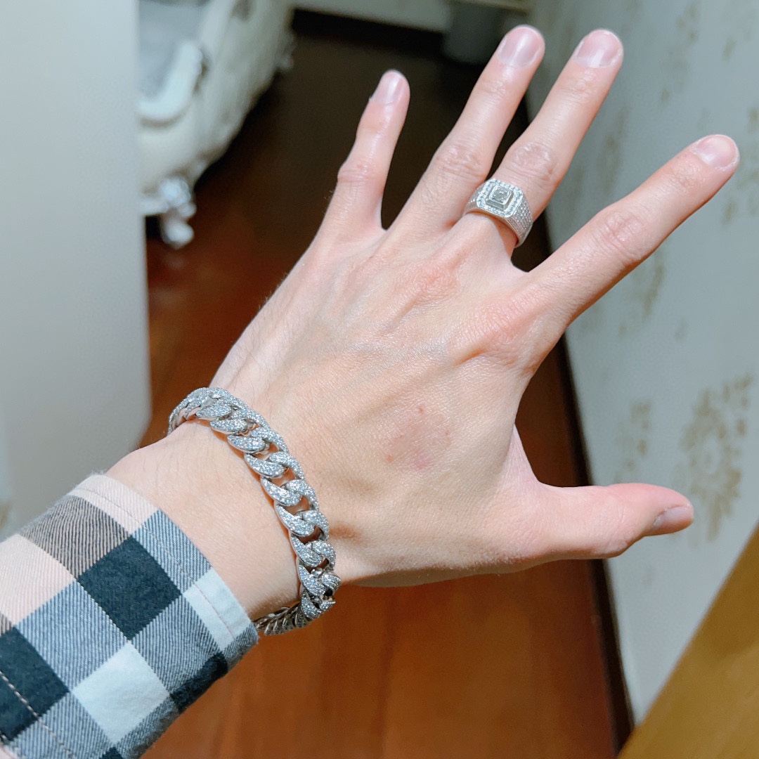 [TOP] GUCCI Men's/Women's Bracelet - Silver