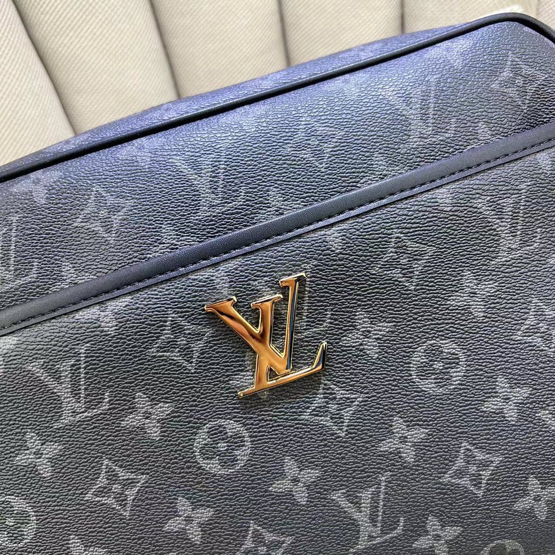 [TOP] Louis Vuitton LV  Men's Cross Body Bags  - 2 Color