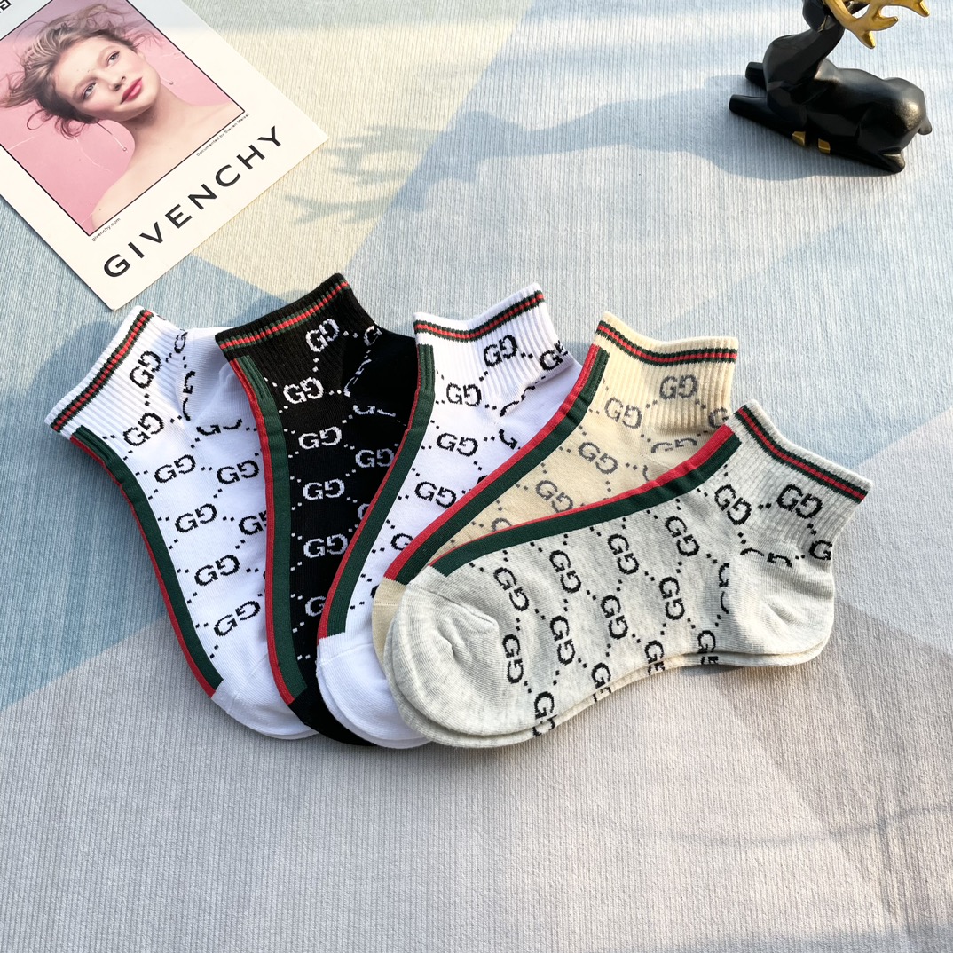 [TOP] GUCCI  Men's Socks