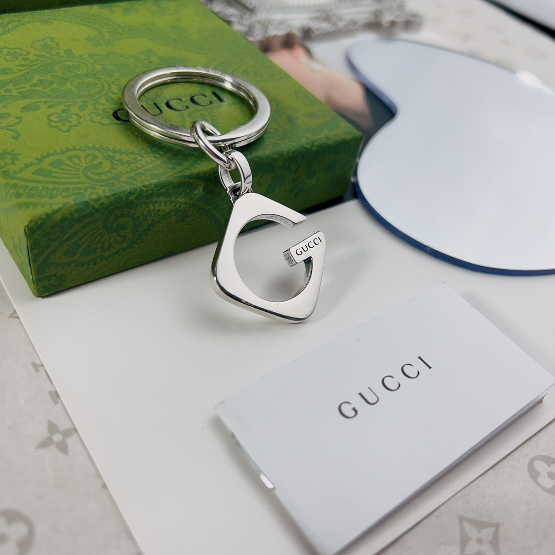 [TOP] GUCCI Men's/Women's Keychains - Silver