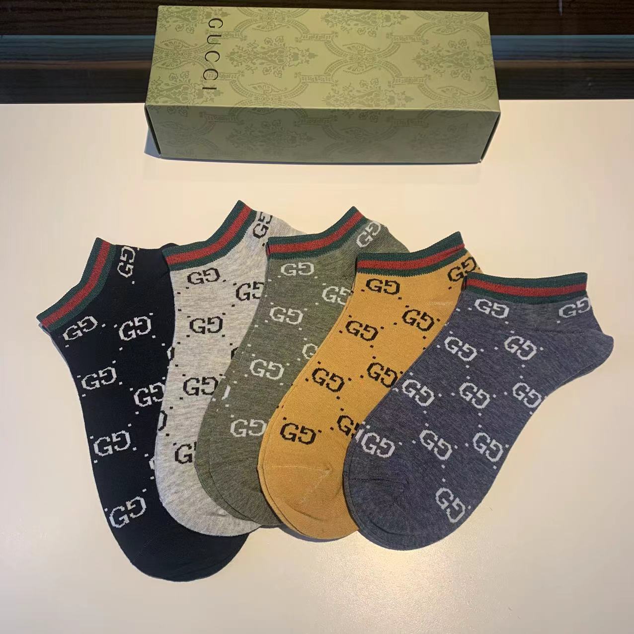 [TOP] GUCCI  Men's Socks