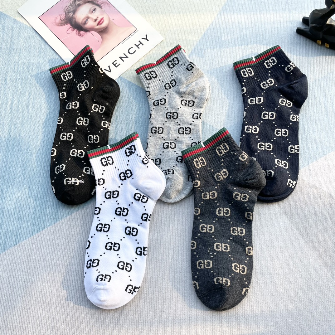 [TOP] GUCCI  Men's Socks