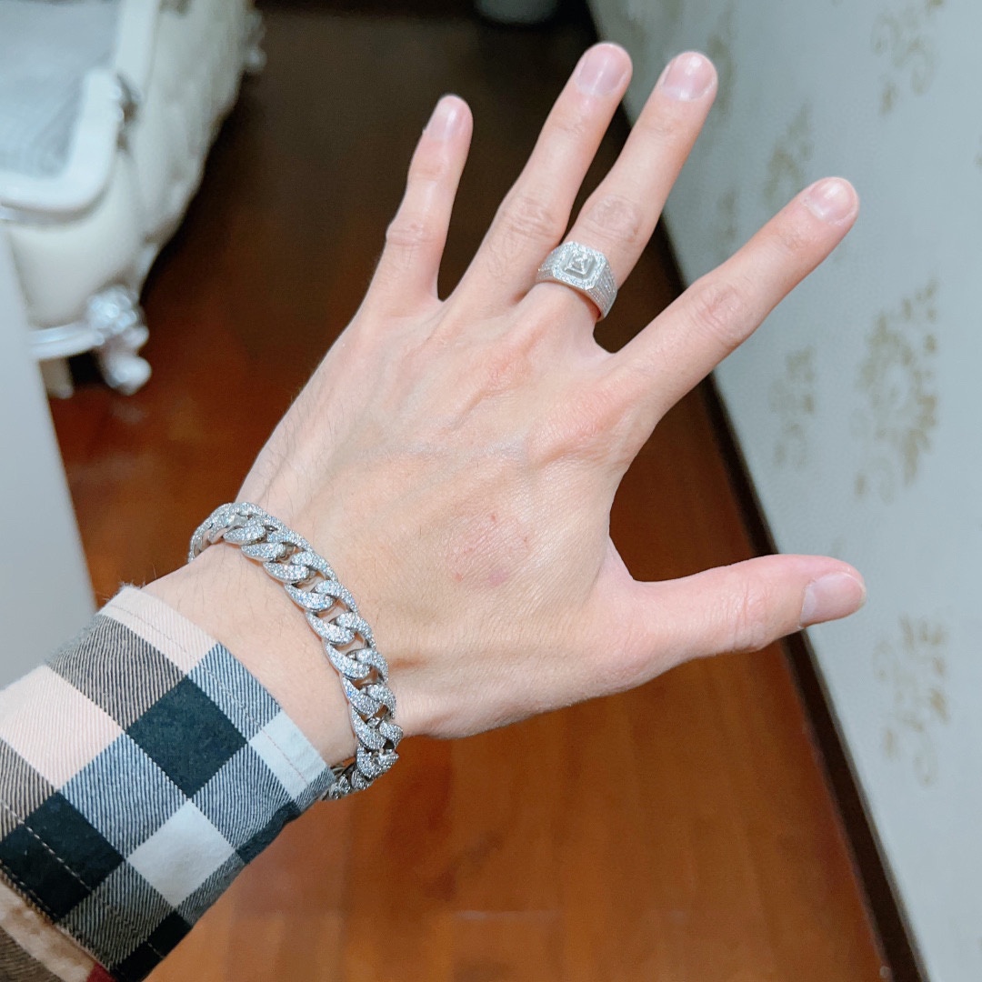 [TOP] GUCCI Men's/Women's Bracelet - Silver