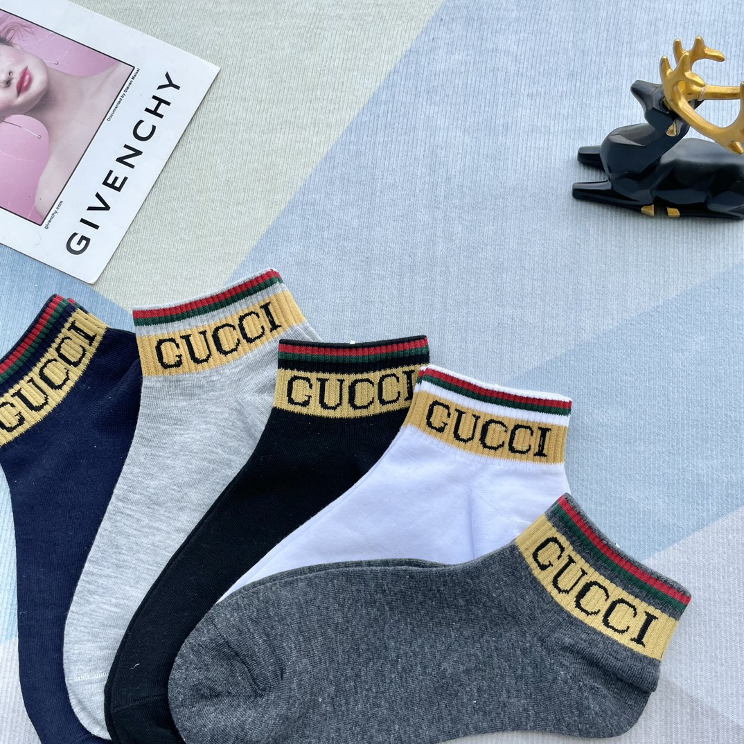 [TOP] GUCCI  Men's Socks
