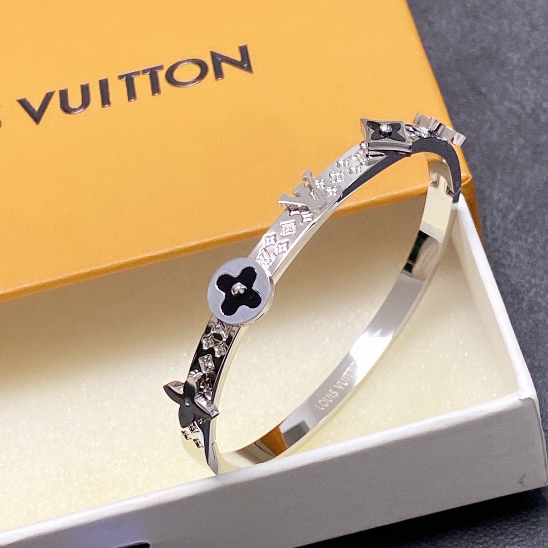 [TOP] Louis Vuitton LV Belt Bracelet