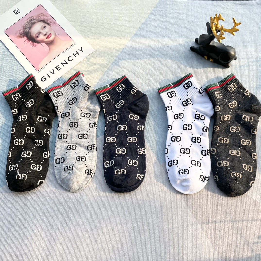 [TOP] GUCCI  Men's Socks