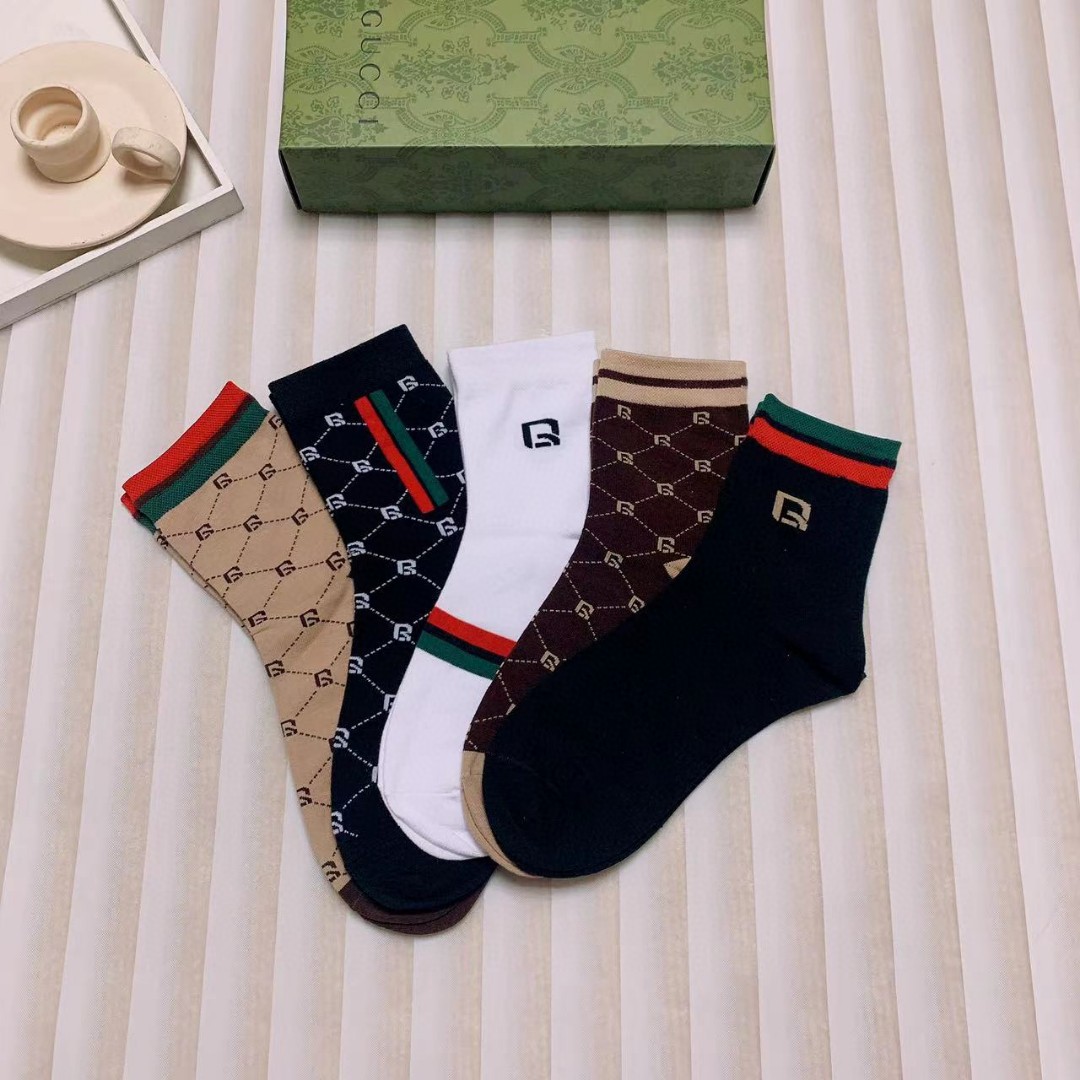 [TOP] GUCCI  Men's Socks