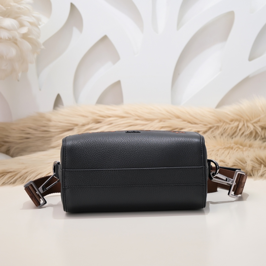 [TOP]  Christian Dior Men's Cross Body Bags