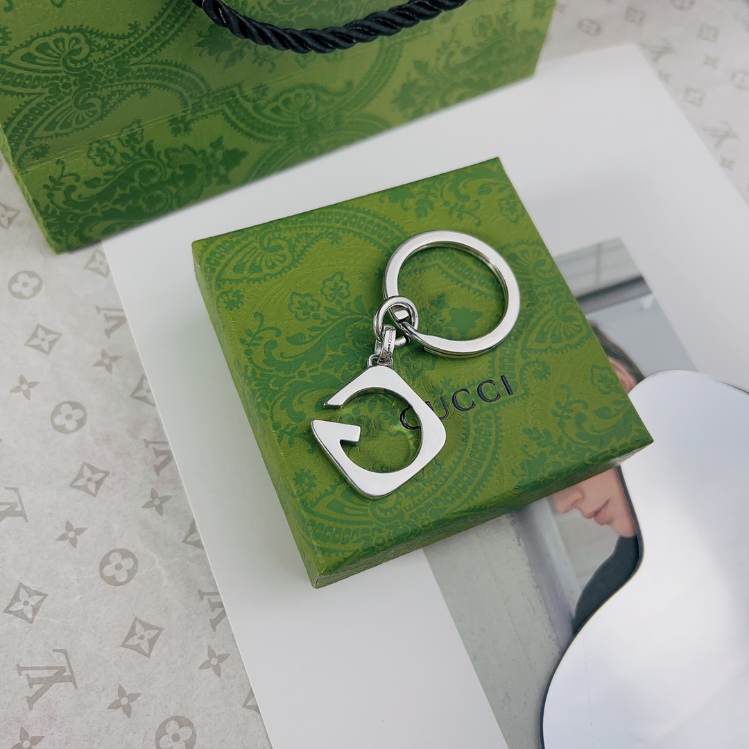 [TOP] GUCCI Men's/Women's Keychains - Silver