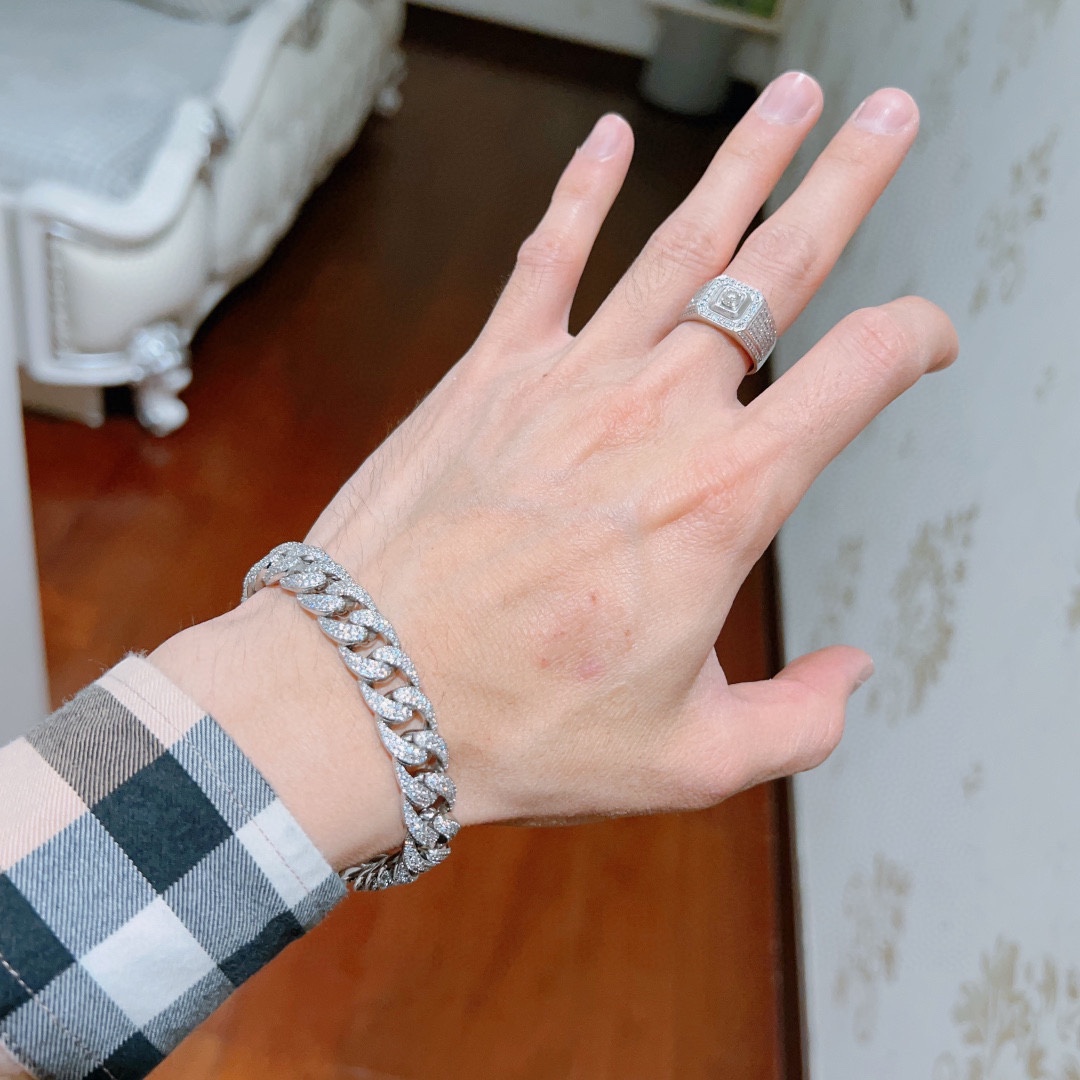 [TOP] GUCCI Men's/Women's Bracelet - Silver