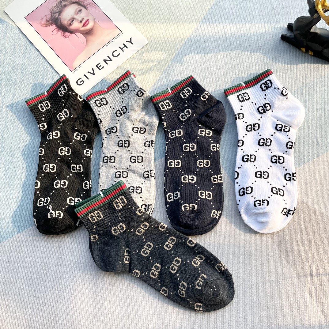 [TOP] GUCCI  Men's Socks