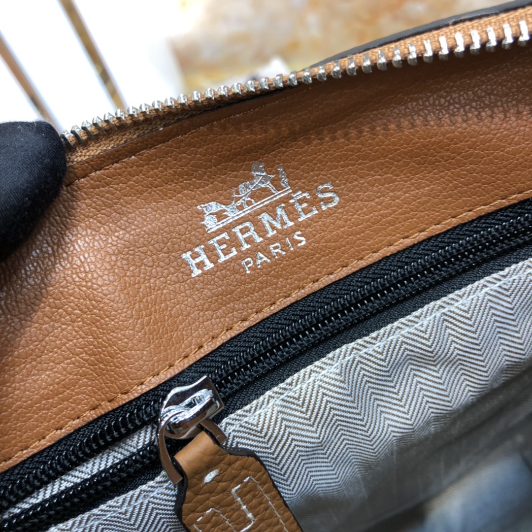 [TOP] HERMES Men's Cross Body Bags