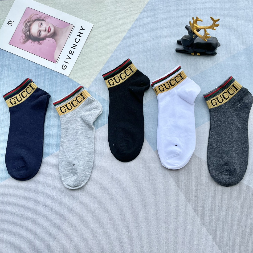 [TOP] GUCCI  Men's Socks