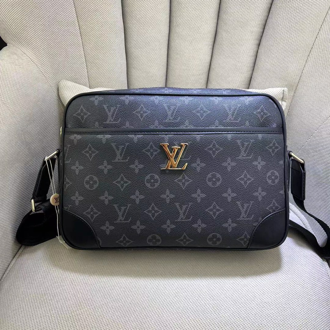 [TOP] Louis Vuitton LV  Men's Cross Body Bags  - 2 Color