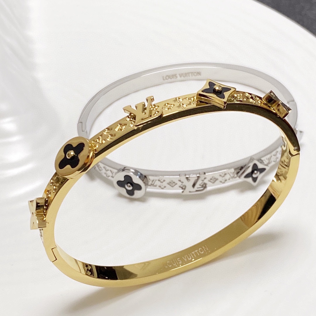 [TOP] Louis Vuitton LV Belt Bracelet