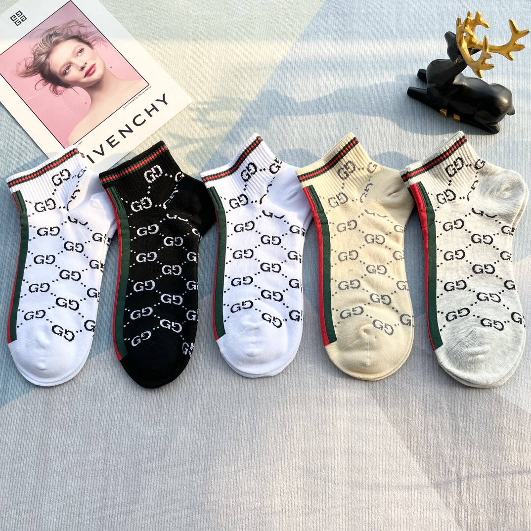 [TOP] GUCCI  Men's Socks