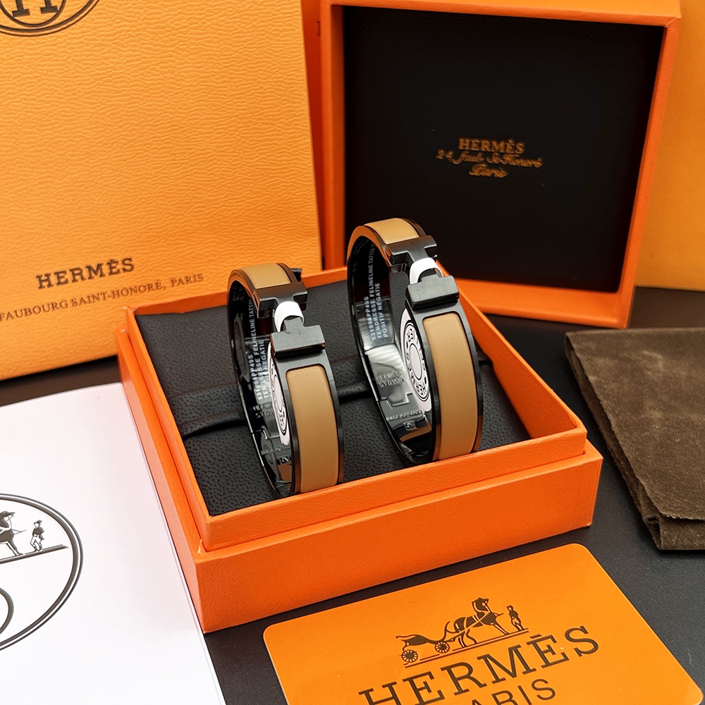 [TOP] HERMES H Logo Bracelet - 11 Colors