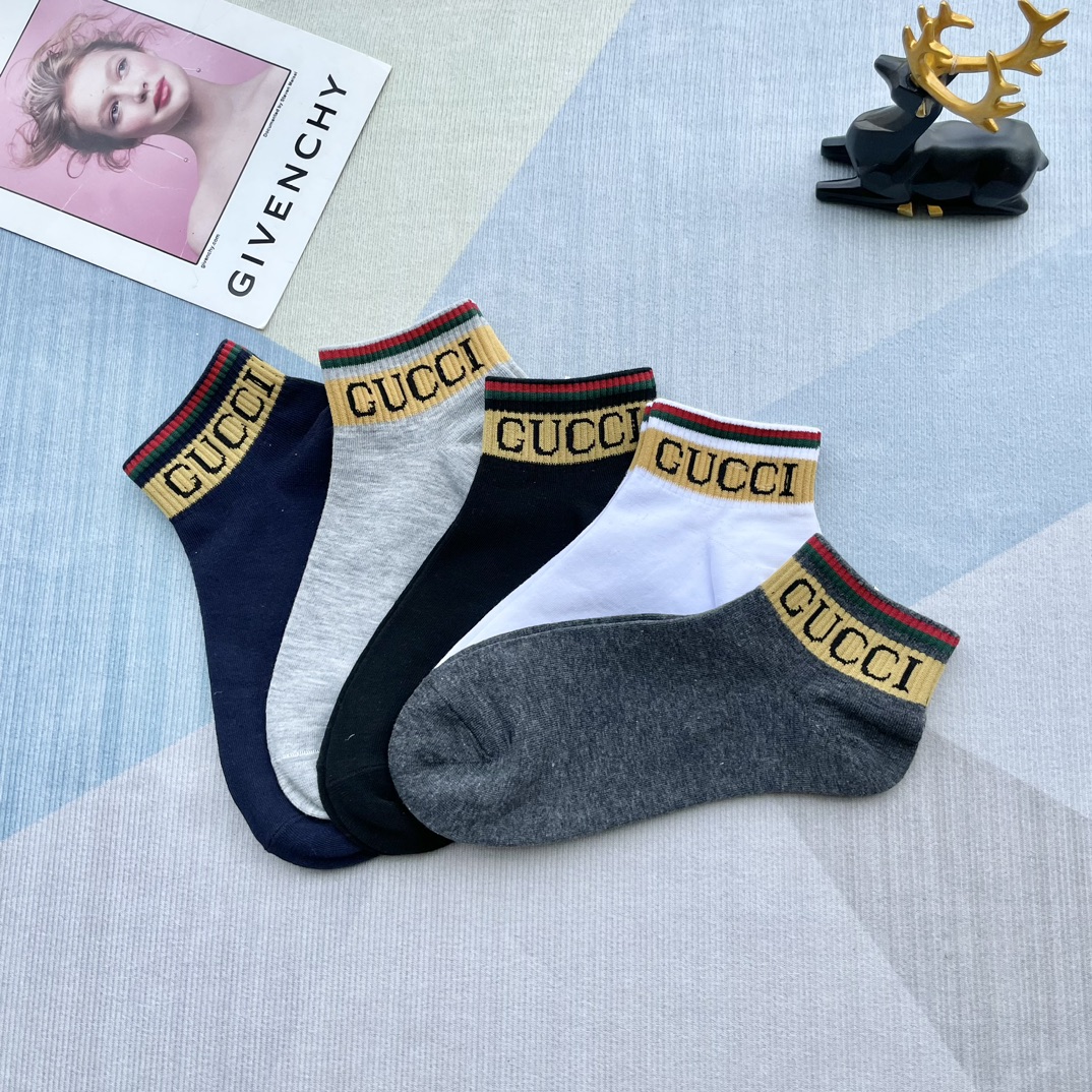 [TOP] GUCCI  Men's Socks