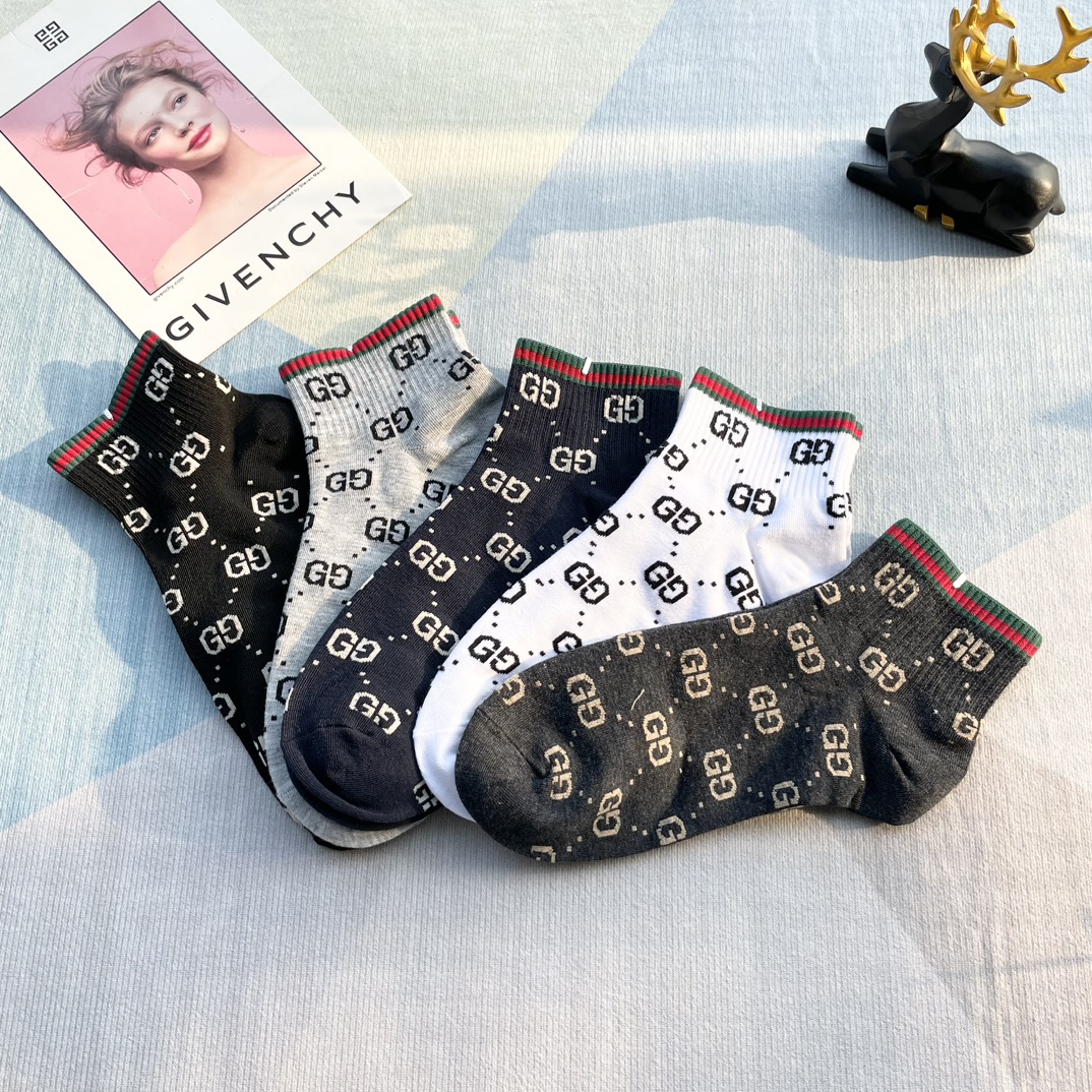[TOP] GUCCI  Men's Socks