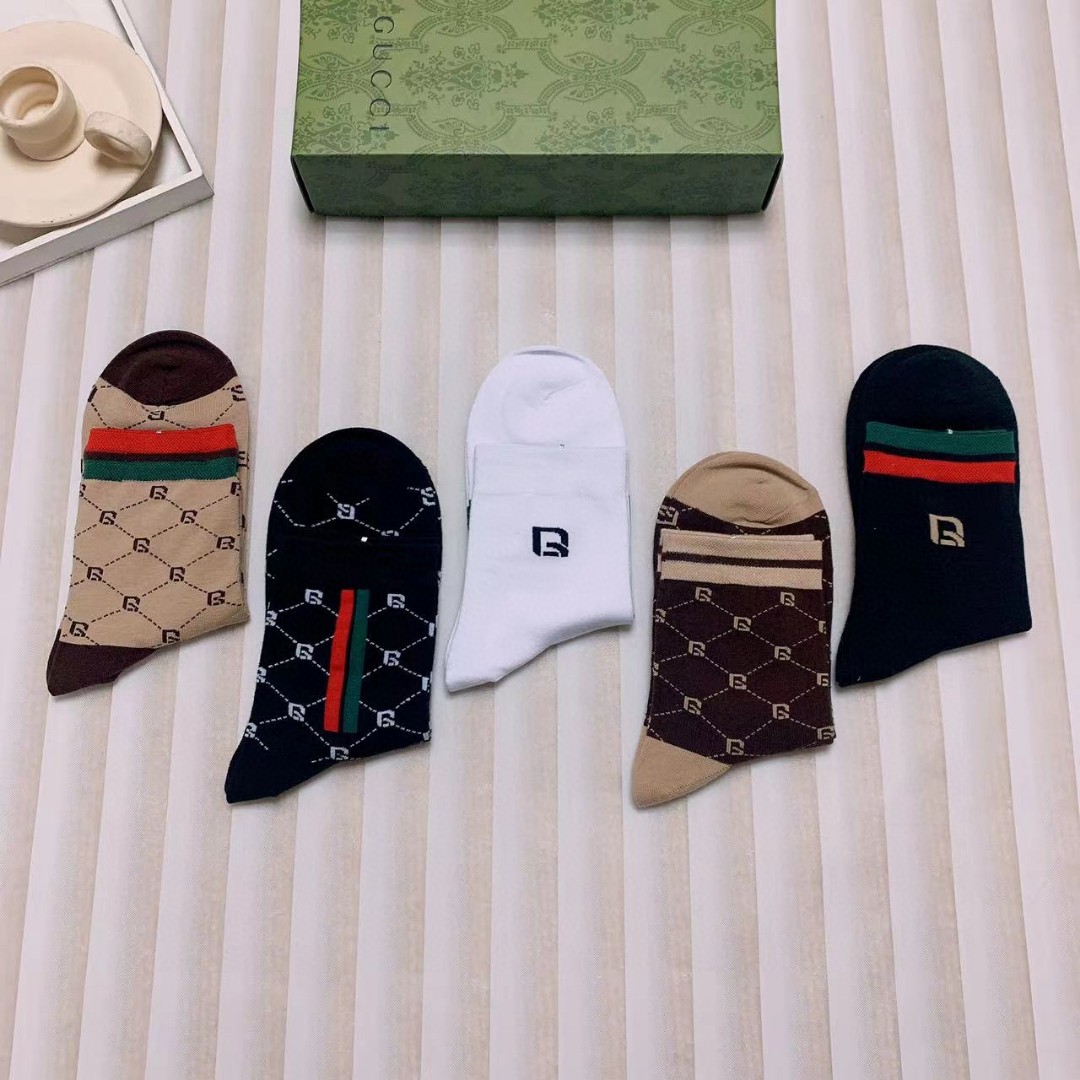 [TOP] GUCCI  Men's Socks