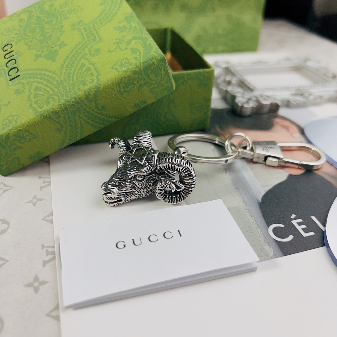 [TOP] GUCCI Men's/Women's Keychains - Silver